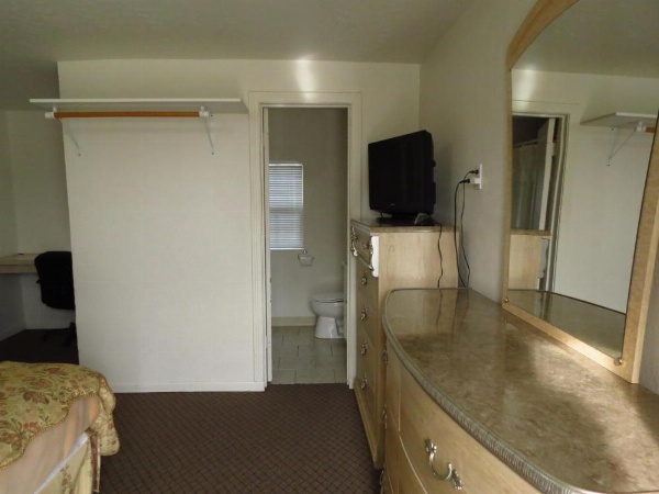 Best Inn Motel Salina image 29